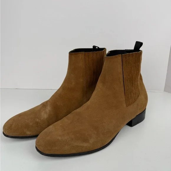 Balenciaga brown suede chelsea boots Balenciaga - Suede Chelsea Boots - Men - Tan Balenciaga main image 3